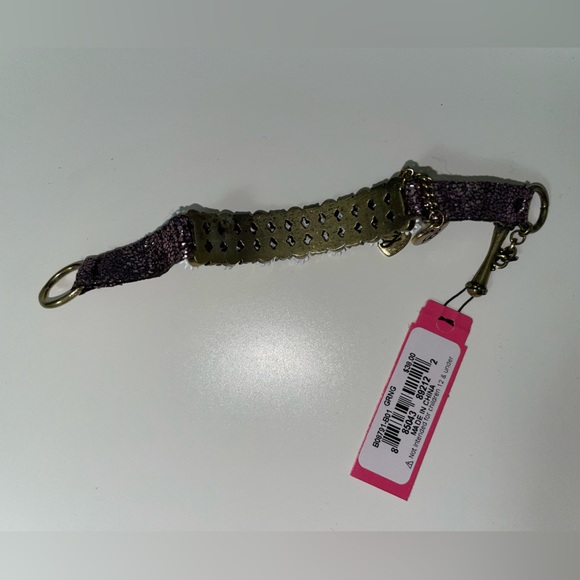 RARE *Authentic* NWT Betsey Johnson Daisy Grunge Toggle Cuff Bracelet - Picture 3 of 4